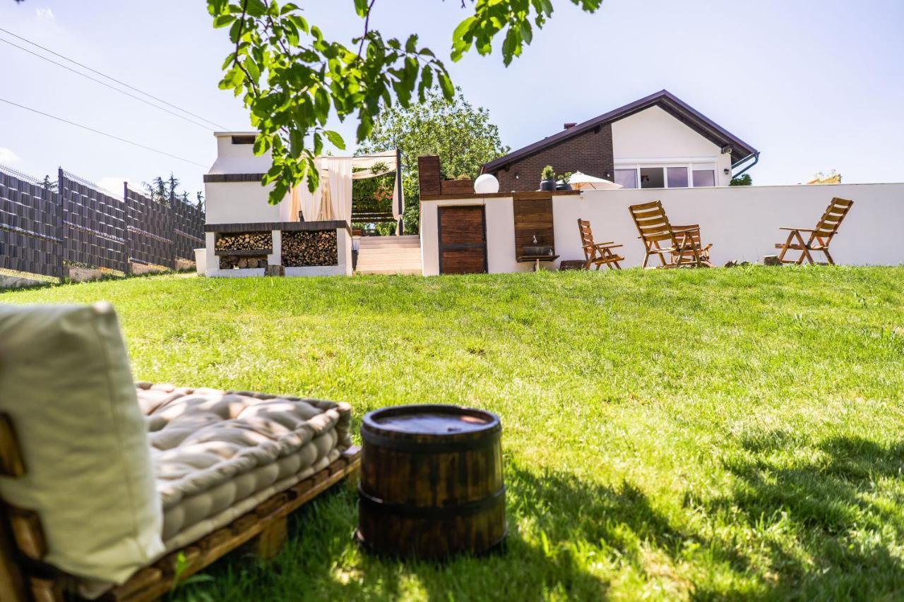 Villa Todor Boutique House Sremska Kamenica Exterior foto